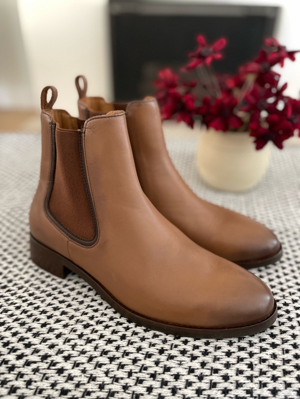 Thursday Boot Co Duchess Chelsea Boot Amber Wheat Leather Size 10.5 Womens Brown